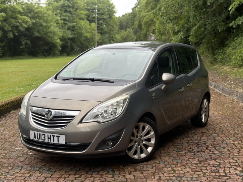 2013 Vauxhall Meriva 1.4 16v Se in Brown — image 1