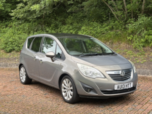 2013 Vauxhall Meriva 1.4 16v Se in Brown — image 5