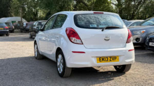 2013 Hyundai I20 1.2 Active Euro 5 5dr in White — image 4
