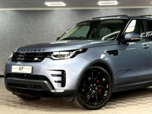 2018 Land Rover Discovery 2.0 Sd4 Hse Luxury Auto 4WD Euro 6 (s/s) 5dr in Byron Blue — image 3