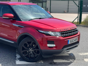 2012 Land Rover Range Rover Evoque 2.2 Td4 Pure 4WD Euro 5 (s/s) 5dr in Red — image 2