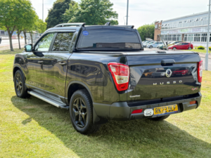 2022 Ssangyong Musso 2.2d Saracen Pickup Double Cab 4dr Diesel Auto 4WD Euro 6 (181 Ps) in Black — image 5