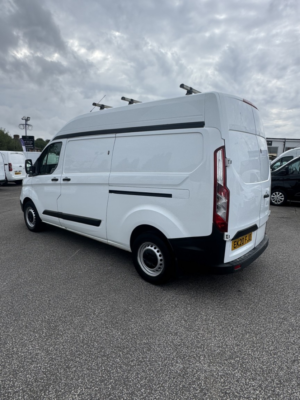 2020 Ford Transit Custom 2.0 320 Ecoblue Leader in White — image 4