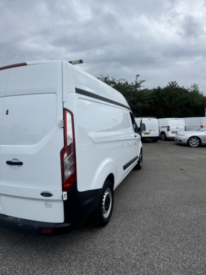 2020 Ford Transit Custom 2.0 320 Ecoblue Leader in White — image 6
