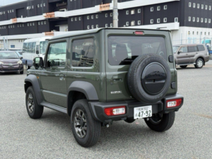 2025 Suzuki Jimny 1.5 Jc Sz5 Allgrip 4WD Automatic 4 SEAT in Green — image 3