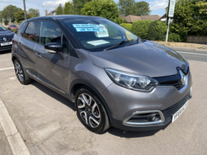 2014 Renault Captur 1.5 Dynamique S Medianav Dci 90 * £20 Road Tax * Sat Nav * Full Service History * in Grey — image 2