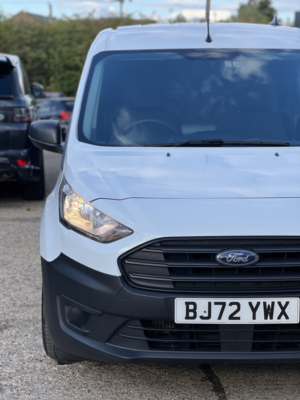 2022 Ford Transit Connect 1.5 Transit Connect Leader Hp Van Lwb 250 L2 1.5l Ecoblue 100ps Fwd 6 Speed Manual in White — image 3