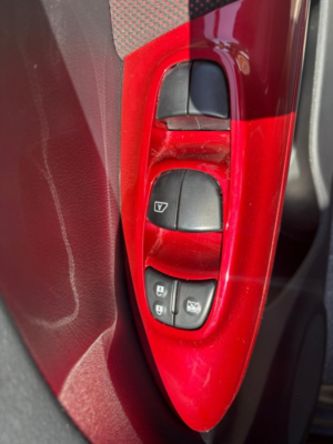 2017 Nissan Juke 1.2 Dig-T N-Connecta in Black — image 6
