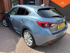 2016 Mazda Mazda3 2.0 Skyactiv-G Sport Nav Euro 6 (s/s) 5dr in Blue — image 3