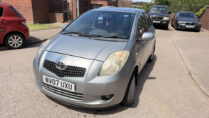 2007 Toyota Yaris 1.3 Sr in Silver — image 4