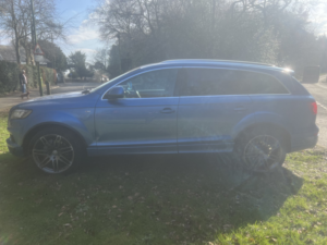2009 Audi Q7 3.0 Tdi V6 S Line in Blue — image 5