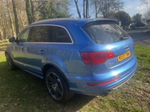 2009 Audi Q7 3.0 Tdi V6 S Line in Blue — image 6