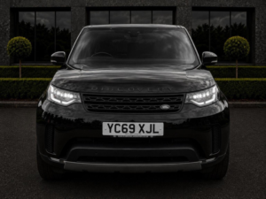 2019 Land Rover Discovery 3.0 Sd V6 Hse Luxury Auto 4WD Euro 6 (s/s) 5dr in Black — image 2