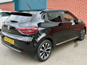 2020 Renault Clio 1.5 Iconic Blue Dci 85 in Black — image 5