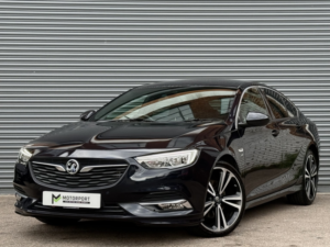 2018 Vauxhall Insignia 2.0 Turbo D Blueinjection Sri Vx Line Nav in Blue — image 2