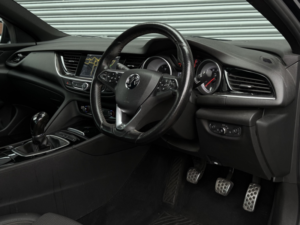 2018 Vauxhall Insignia 2.0 Turbo D Blueinjection Sri Vx Line Nav in Blue — image 6
