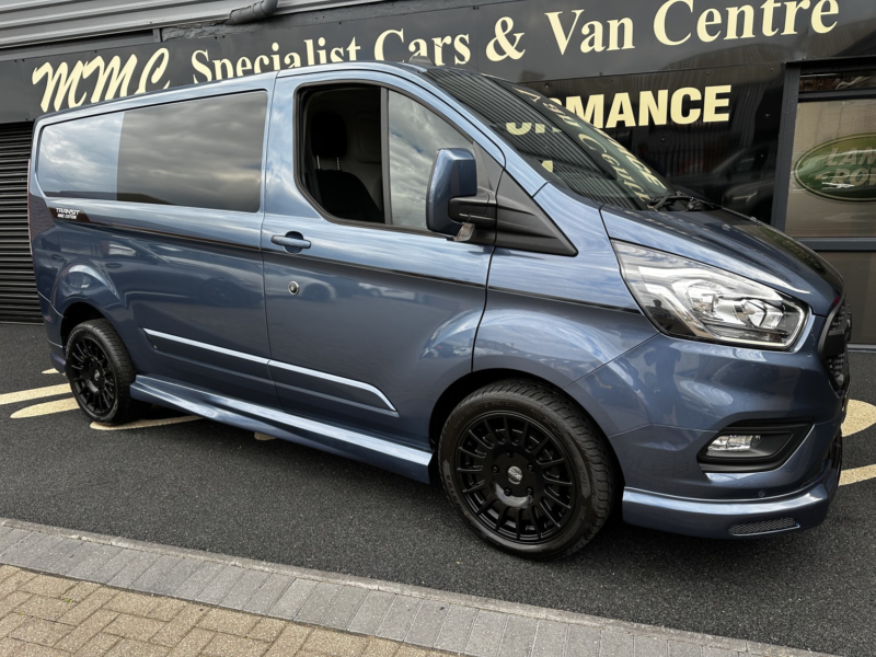 2022 Ford Transit Custom 2.0 Transit Custom Limited Van 300 L1 2.0l Ecoblue 130ps Fwd 6 Speed Automatic in Blue — image 1