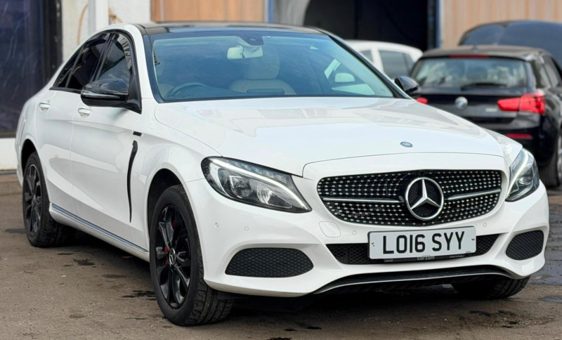 2016 Mercedes-Benz C Class 2.0 C350e 6.4kwh Sport (premium) G-Tronic+ Euro 6 (s/s) 4dr in White — image 1