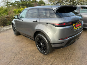 2019 Land Rover Range Rover Evoque 2.0 D180 R-Dynamic Se in Grey — image 6