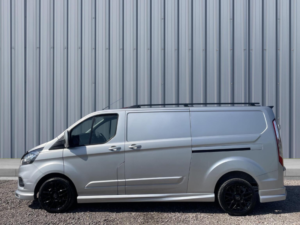 2024 Ford Transit Custom 2.0 300 Ecoblue Limited L2 H1 Euro 6 (s/s) 5dr in Silver — image 4