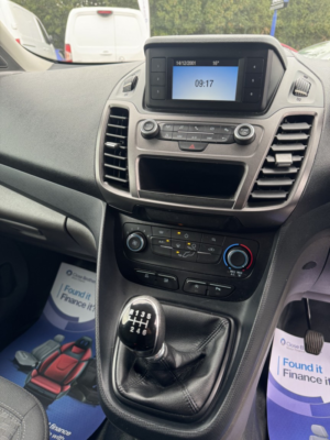 2022 Ford Transit Connect 1.5 Transit Connect Trend Dciv 220 L1 1.5l Ecoblue 100ps Fwd 6 Speed Manual in White — image 6