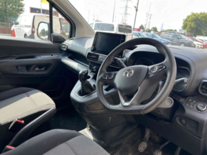 2019 Vauxhall Combo 1.5 Turbo D 2000 Limited Edition Nav Panel Van 4dr Diesel Manual L1 H1 Euro 6 (s/s) (100 Ps) in White — image 2