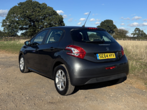 2015 Peugeot 208 1.0 Vti Puretech Active in Grey — image 3