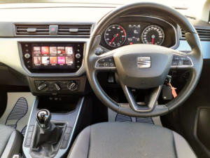2019 SEAT Arona 1.0 Tsi Se Technology in Red — image 3