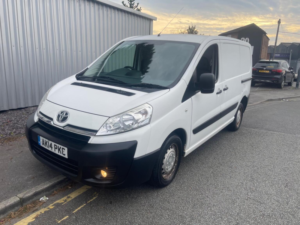 2014 Toyota Proace 2.0 1000 Hdi Fwd L1 H1 5dr in White — image 2
