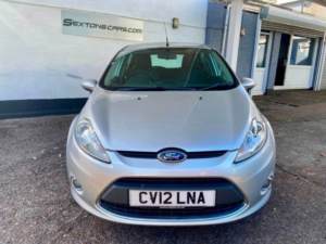 2012 Ford Fiesta 1.3 Zetec in Silver — image 2