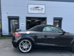2009 Audi Tt 2.0 Tfsi in Black — image 5