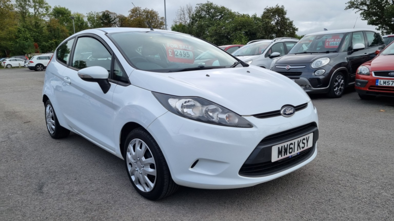 2012 Ford Fiesta 1.3 Edge in White — image 1