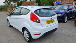 2012 Ford Fiesta 1.3 Edge in White — image 2