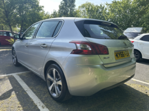 2016 Peugeot 308 1.2 Puretech Allure in Silver — image 6