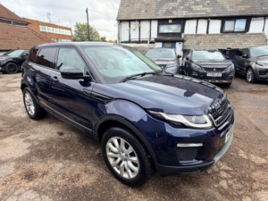 2018 Land Rover Range Rover Evoque Td4 Se Tech in Blue — image 4