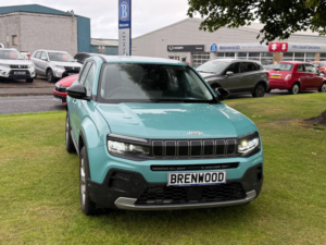2025 Jeep Avenger 1.2 E-Hybrid Altitude SUV 5dr Petrol Hybrid E-Dct Euro 6 (s/s) (100 Ps) in Silver — image 2