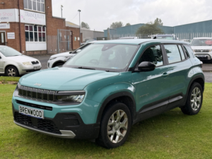 2025 Jeep Avenger 1.2 E-Hybrid Altitude SUV 5dr Petrol Hybrid E-Dct Euro 6 (s/s) (100 Ps) in Silver — image 4