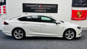 2019 Vauxhall Insignia 1.5i Turbo Gpf Sri Vx Line Nav Grand Sport Euro 6 (s/s) 5dr in White — image 4
