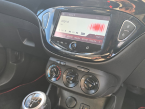 2015 Vauxhall Corsa 1.4i Sri Vx Line Hatchback 3dr Petrol Manual Euro 6 (90 Ps) in White — image 4