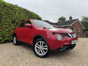 2015 Nissan Juke 1.2 Dig-T Acenta in Red — image 4
