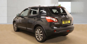 2011 Nissan Qashqai 1.5 Dci Tekna 2WD Euro 5 5dr in Black — image 5