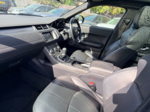 2018 Land Rover Range Rover Evoque Td4 Landmark in Blue — image 4