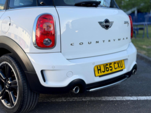 2015 MINI Countryman 2.0 Cooper Sd Euro 5 (s/s) 5dr in White — image 3