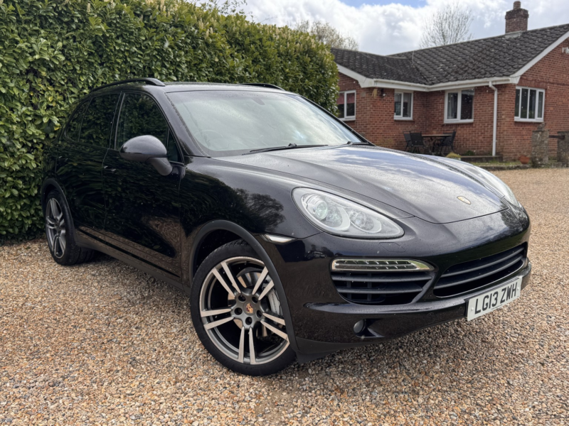 2013 Porsche Cayenne 3.0 H V6 S in Black — image 1