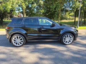 2016 Land Rover Range Rover Evoque 2.0 Td4 Hse Dynamic SUV 5dr Diesel Auto 4WD Euro 6 (s/s) (180 Ps) in Black — image 5