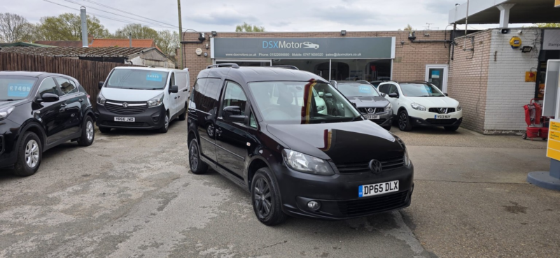 2016 Volkswagen Caddy Life 1.6 Tdi Cr in Black — image 1