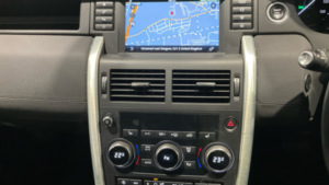 2019 Land Rover Discovery Sport Td4 Se Tech in Grey — image 5