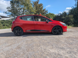 2016 Renault Clio 1.5 Dci Dynamique S Nav Euro 6 (s/s) 5dr in Red — image 2