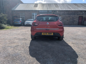 2016 Renault Clio 1.5 Dci Dynamique S Nav Euro 6 (s/s) 5dr in Red — image 4