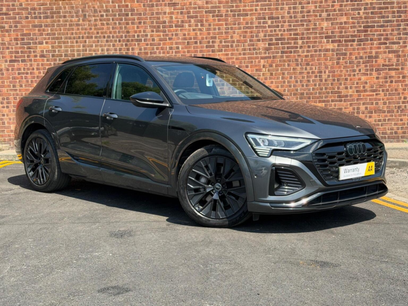 2024 Audi Q8 E-Tron 50 Black Edition Auto Quattro 5dr 95kwh (11kw Charger) in Grey — image 1